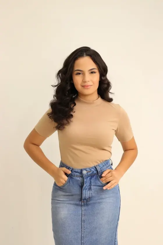 Blusa feminina gola alta