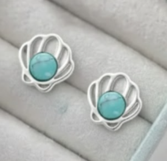 Brinco de Prata Mini Concha e Pedra Natural Turquesa