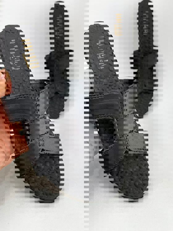 Imagem de destaque 3 de CONFORT REBECA